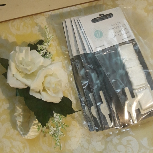 Other - 👰🏿🤵🏾Wedding Satin wristlet
